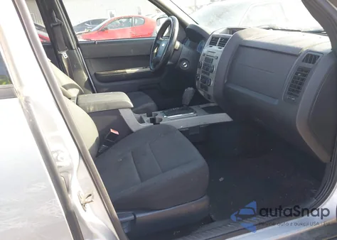 2010 Ford Escape Xlt из США, поврежденный, VIN 1FMCU9D76AKC22640